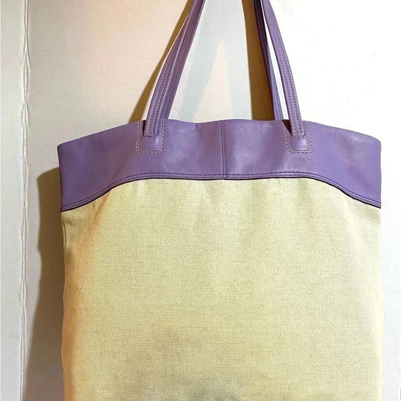 Coach beige canvas leather tote handbag - Picture 2 of 12